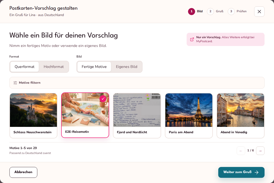 Erster Schritt des Postkarteneditors mit Formatwahl und verfügbaren Reisemotiven